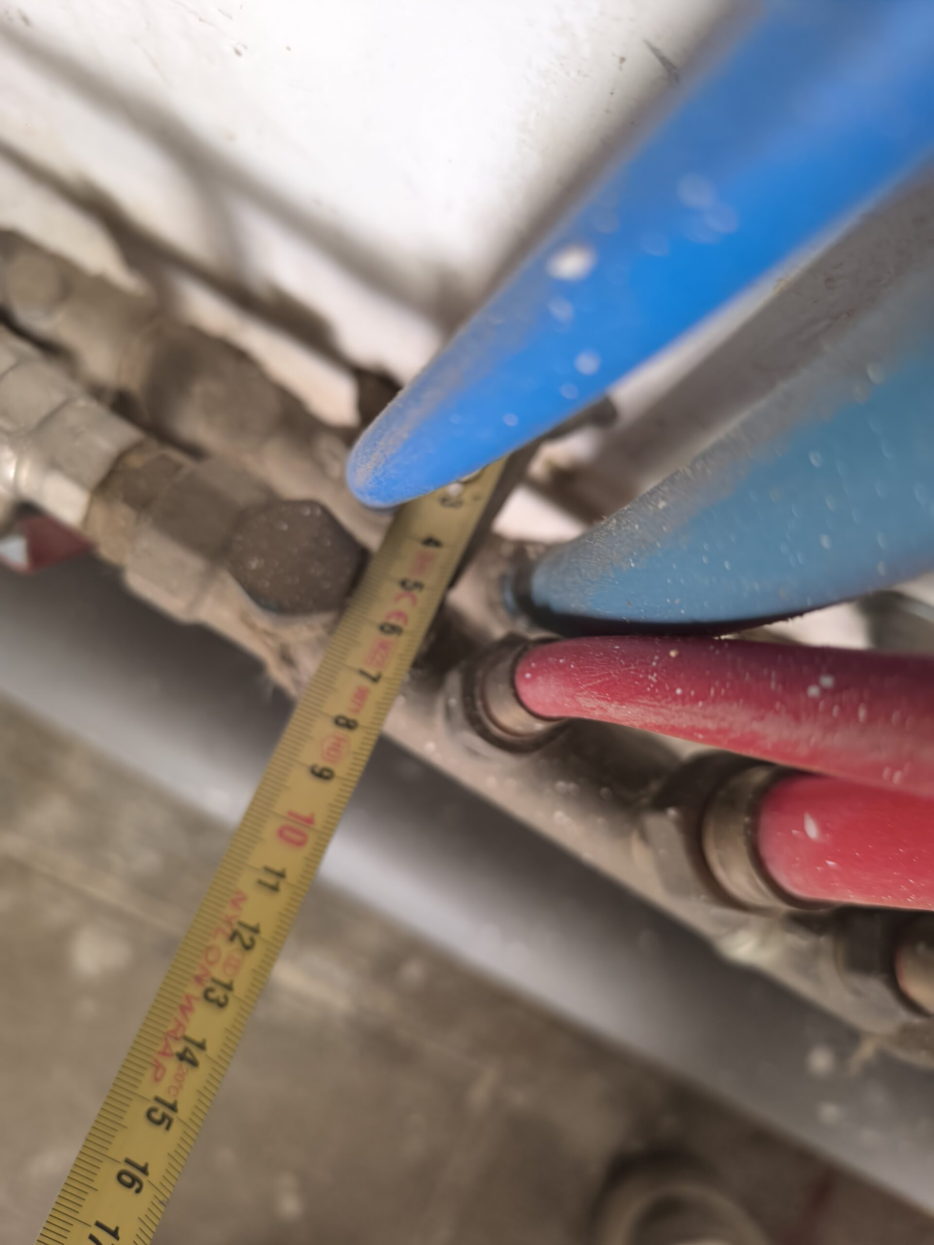 Création d'un réseau d'eau chaude et froide